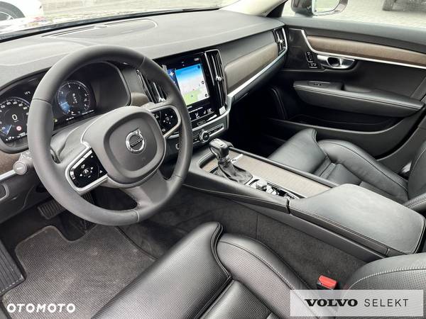 Volvo V90 Cross Country - 9