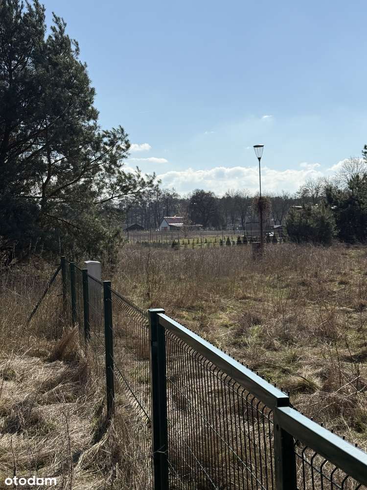 Urokliwa działka budowlana nad jeziorem Laskowskim (200 m do wody)-2