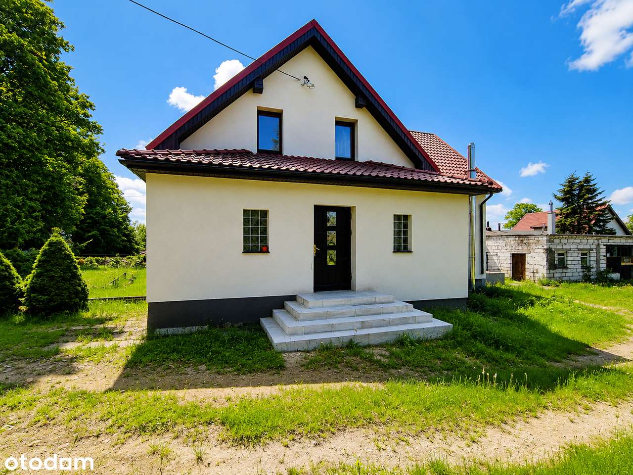 Dom wolnostojący,DUŻA DZIAŁKA,częściowo po remoncie.