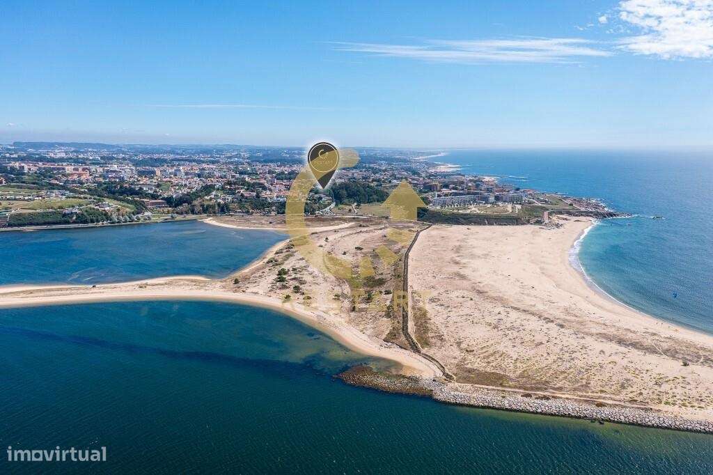 APT T2 com 2 suítes, varanda, boa orientação solar, lugar de garagem, - Grande imagem: 4/28