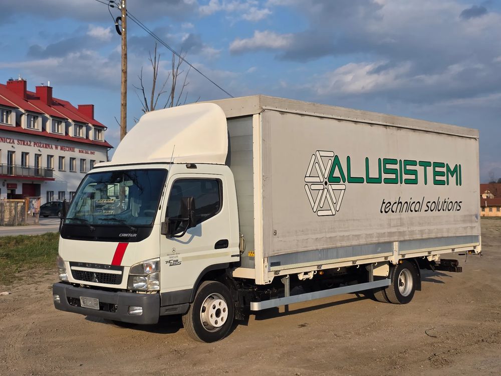 Mitsubishi Fuso Canter 2011