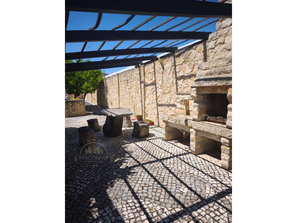 Imóvel de Excelência em Fernão Ferro-34