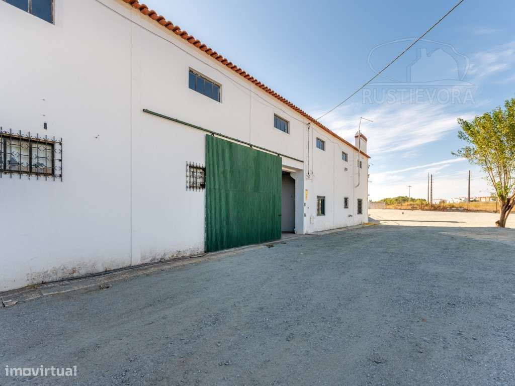 Armazém com 3 pisos - quinta - Montemor-o-Novo-29