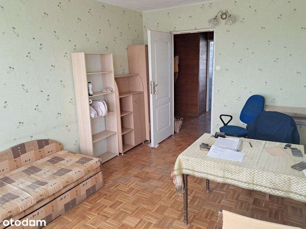 4 pokoje 58m2,Czechów/Kiepury/do remontu-1