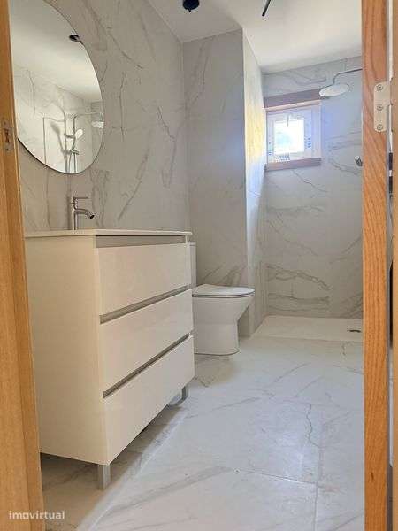 T2 junto a av dias da silva coimbra - Grande imagem: 5/7