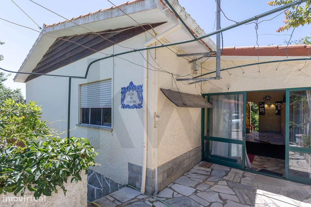 Charmosa Moradia T3 Térrea num lote de 938m2 para Remodelar na Aldeia-6