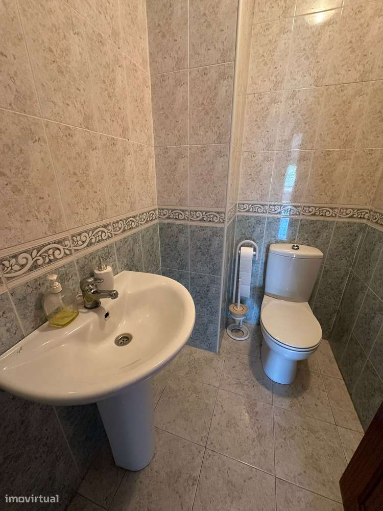 Apartamento T3 com Parqueamento Centro de Benavente-7