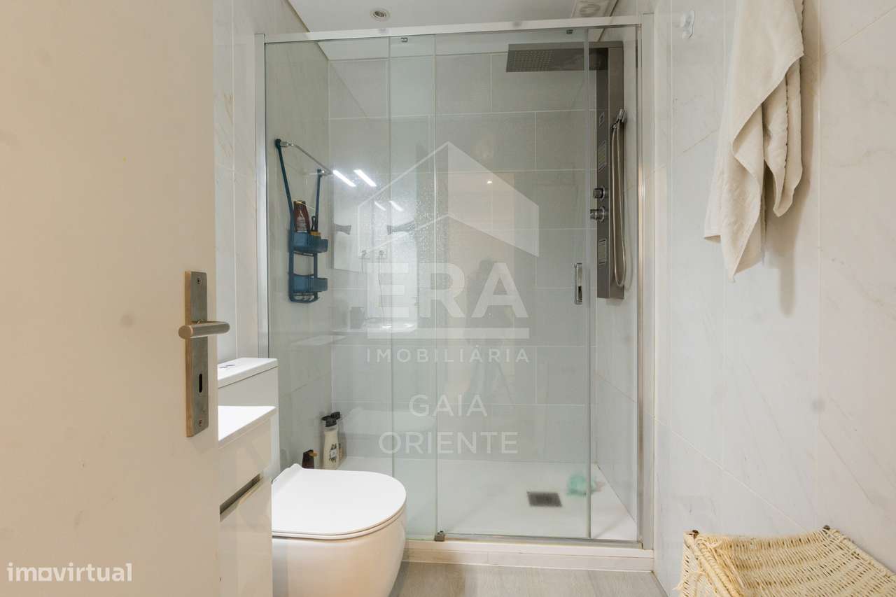 T2 com terraço e garagem em Vilar de Andorinho-18