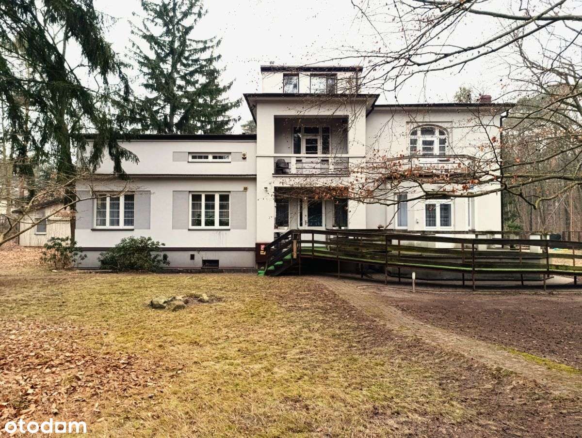 Unikatowa willa w Podkowie Leśnej-1