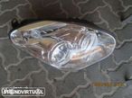 Farol opel combo 2011 - 1