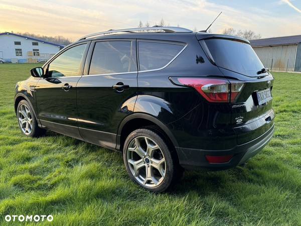 Ford Escape 2.0 EcoBoost AWD Titanium - 14