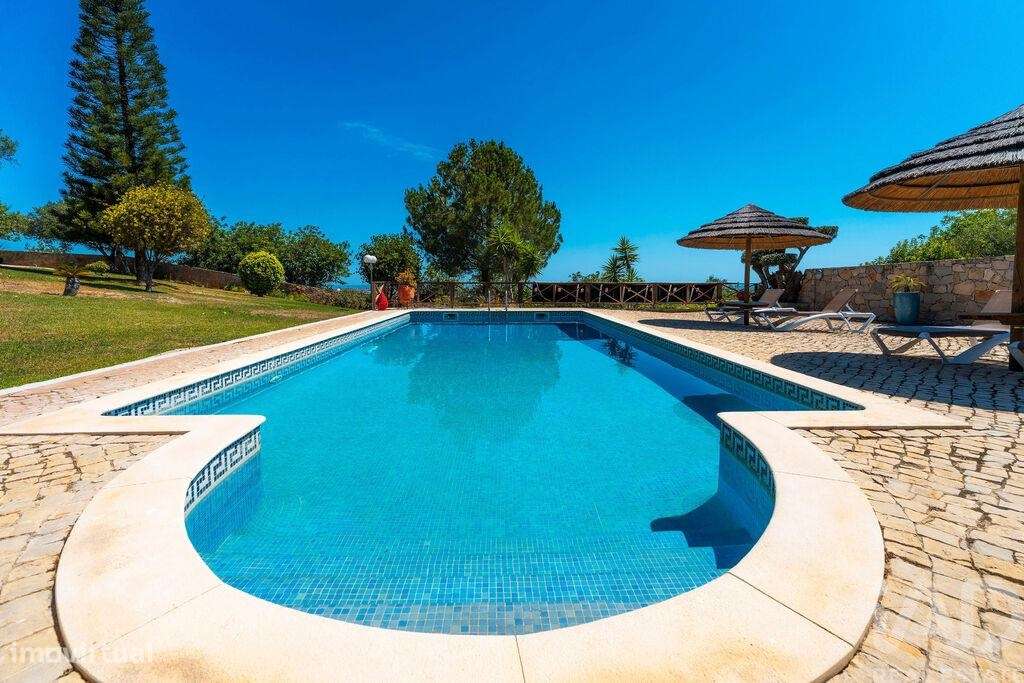Casa / Villa T4 em Santa Bárbara de Nexe de 484,00 m2-5