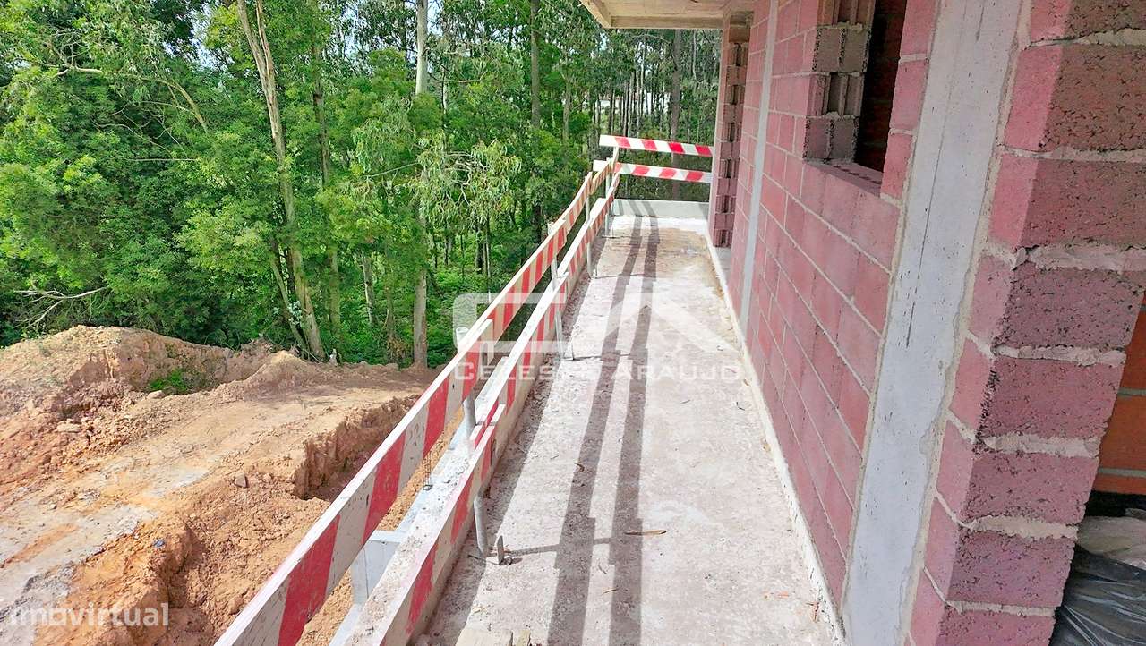 Apartamento T3 NOVO em Nogueira da Regedoura-31