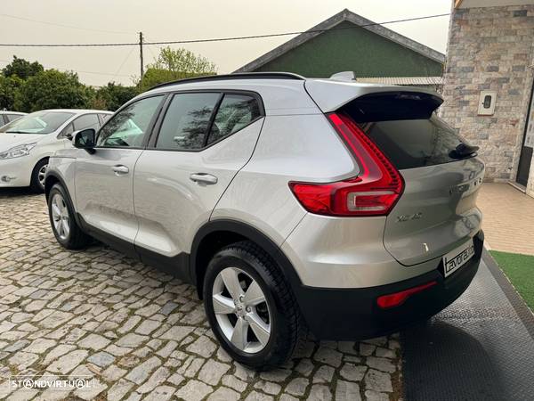 Volvo XC 40 2.0 D3 Momentum Plus - 6