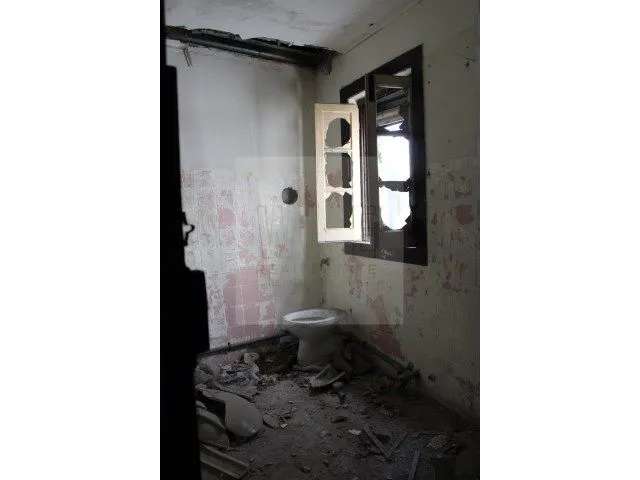 Edifício para recuperar na alta de Coimbra!-10