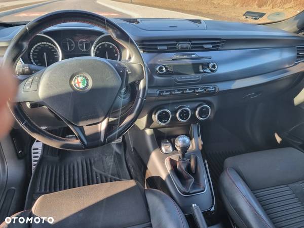 Alfa Romeo Giulietta 1.4 TB - 13