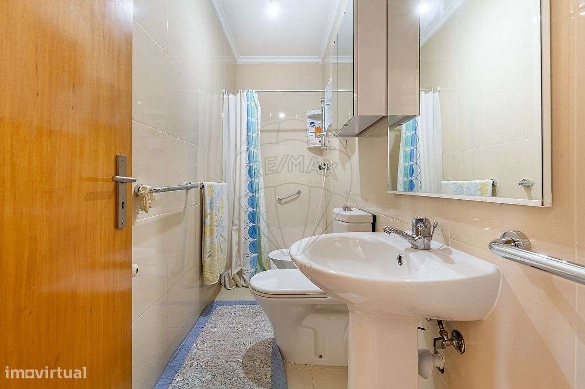 Moradia T4 para venda-12