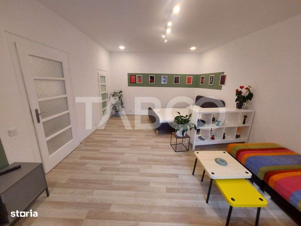 Garsoniera de vanzare 43 mpu pivnita Sibiu zona Orasul de Jos - Imagine principală: 2/8