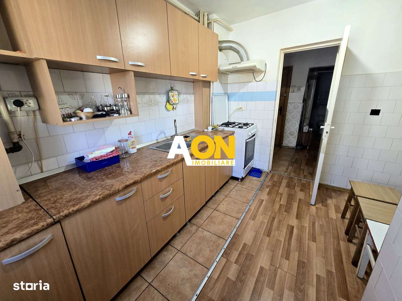 Apartament 3 Camere, 2 Bai, 2 Balcoane, Zona Cetate-9