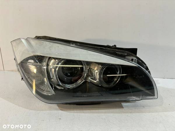 BMW X1 E84 Lampa przednia Xenon R - 13875 - 1