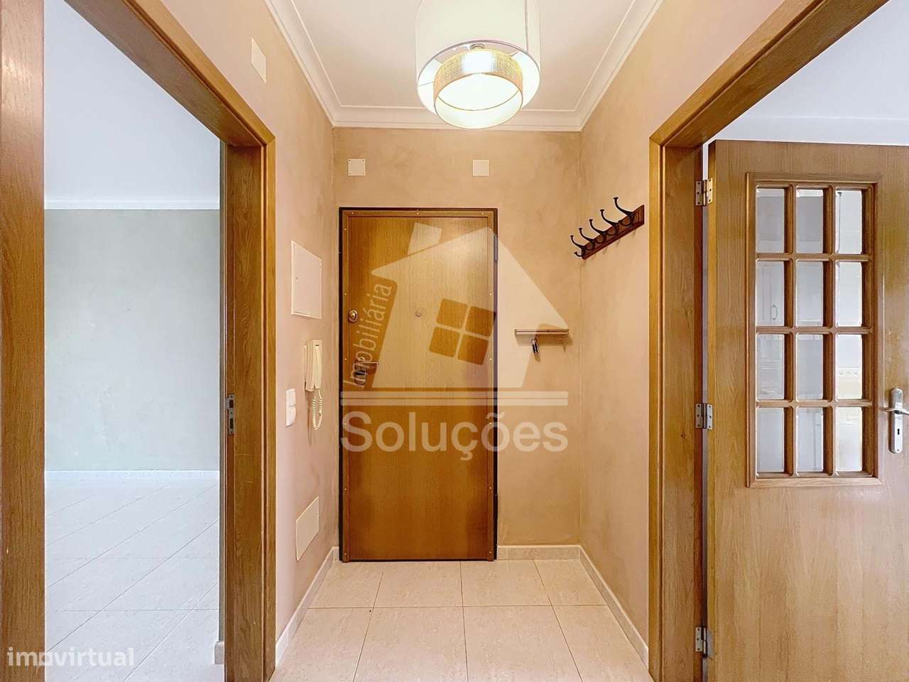 Excelente Apartamento T2 localizado a 5 minutos de Lagos para arrendam - Grande imagem: 4/18