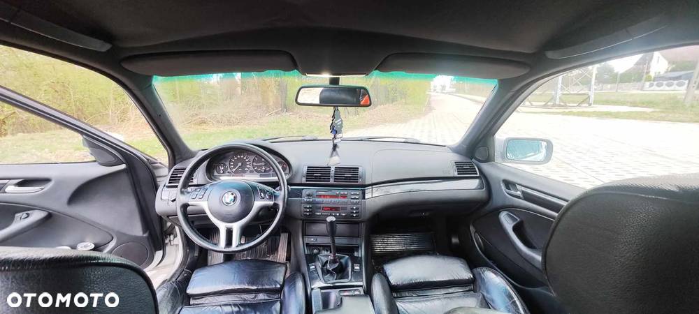 BMW Seria 3 318i - 11