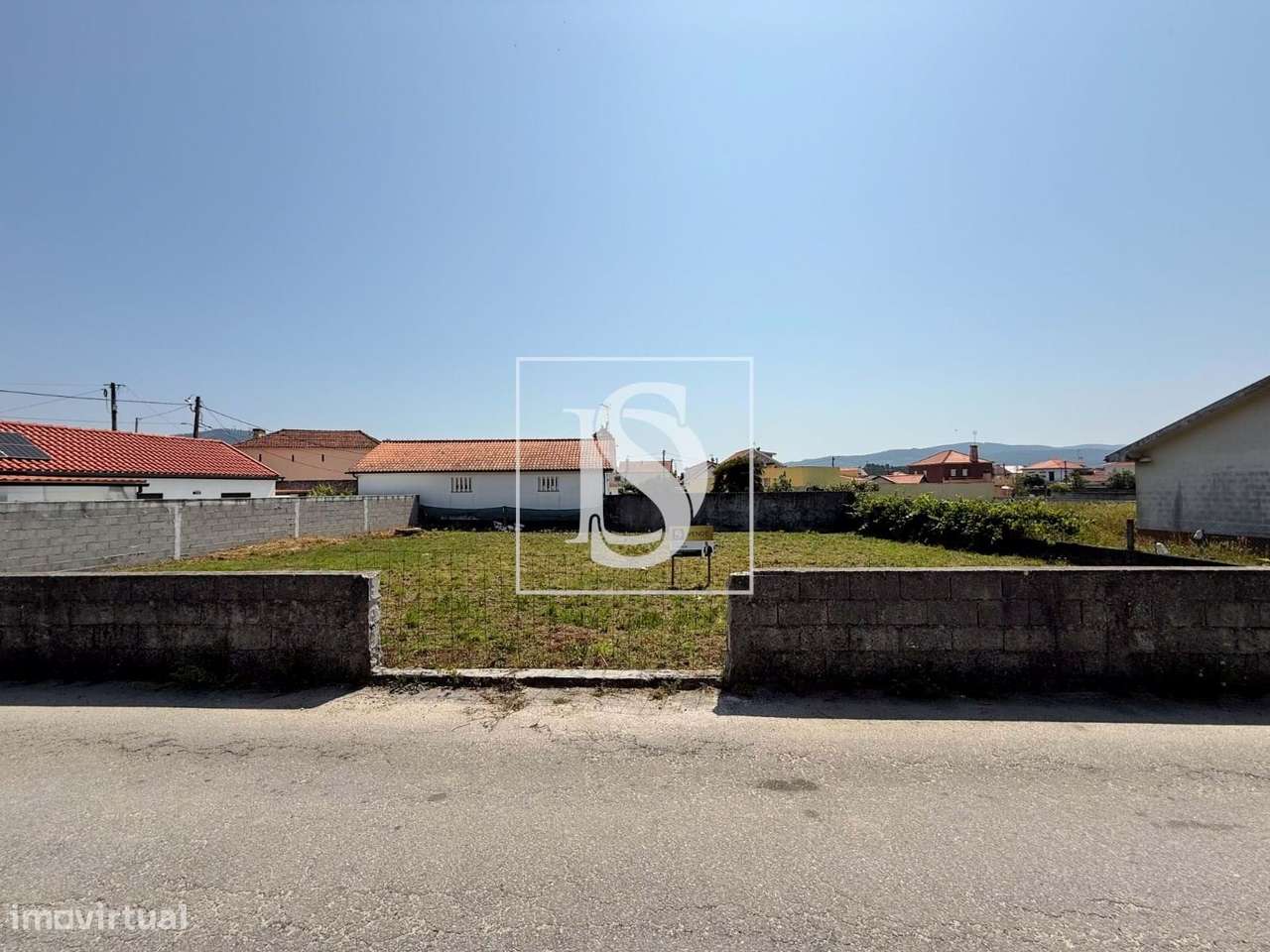 Terreno para construção de moradia térrea - Grande imagem: 2/14