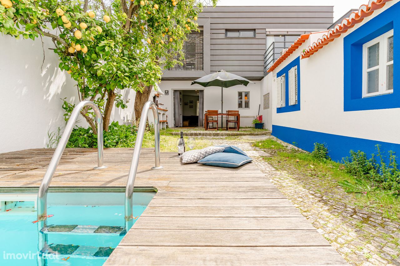 Casa com Pátio Única em Azeitão