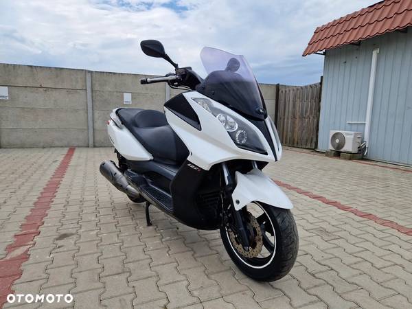 Kymco Downtown - 10