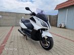 Kymco Downtown - 10