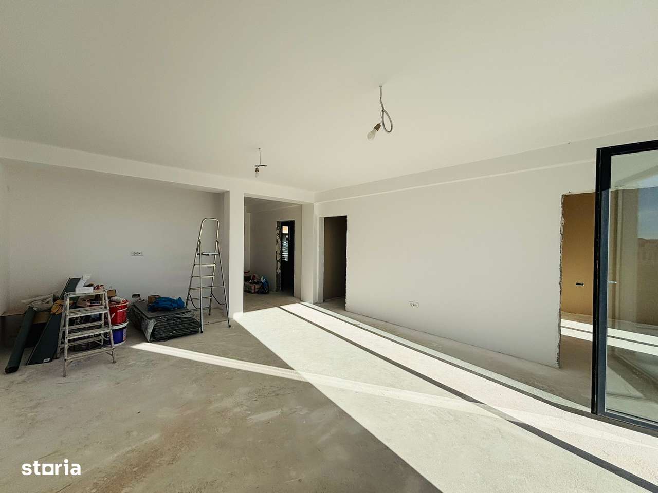 Casa moderna , 3 dormitoare, teren 375 mp in comuna Berceni-7