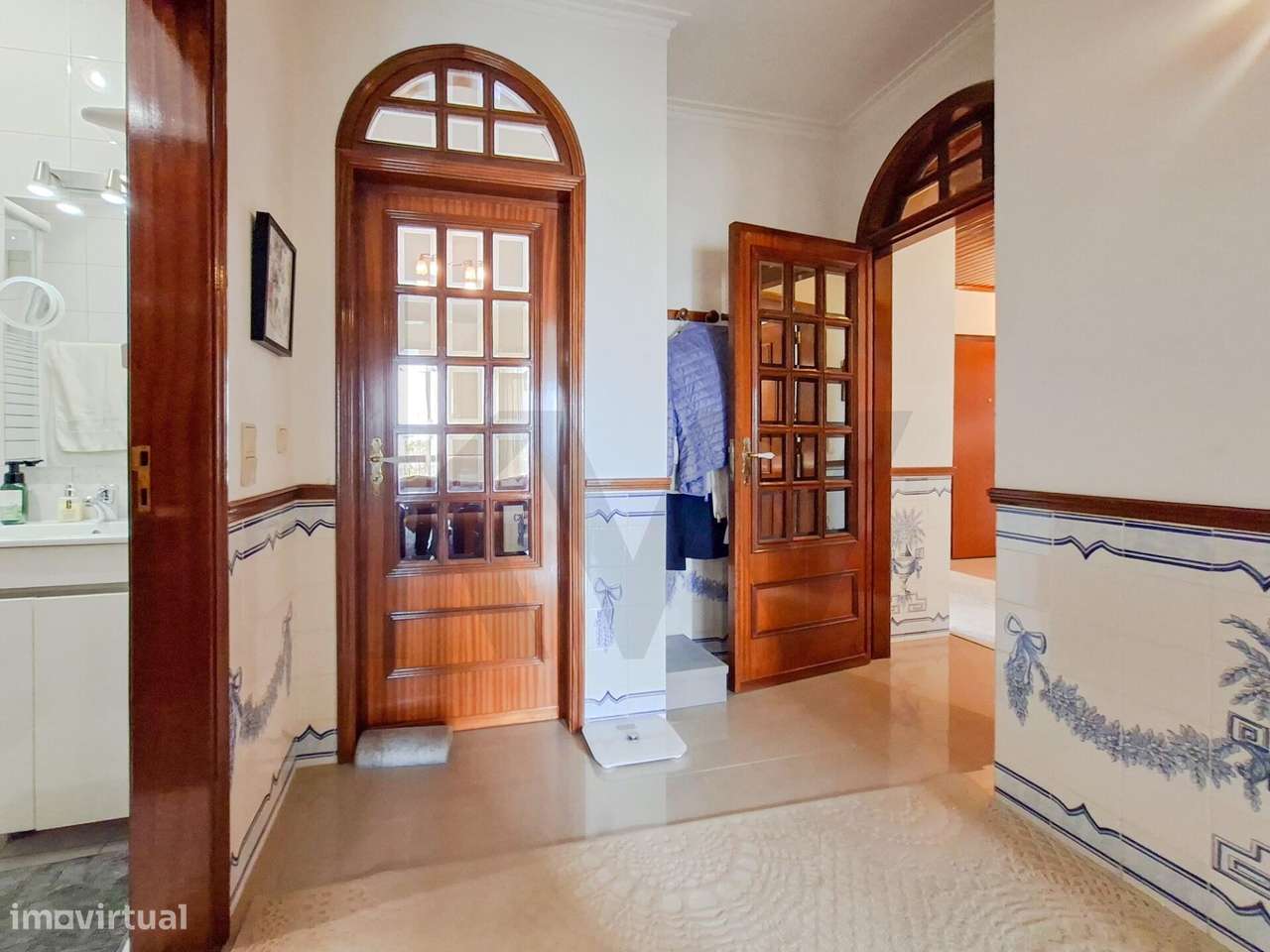 Exclusiva Penthouse T2+1 com Vista Mar | Bº Assunção/Cascais-12