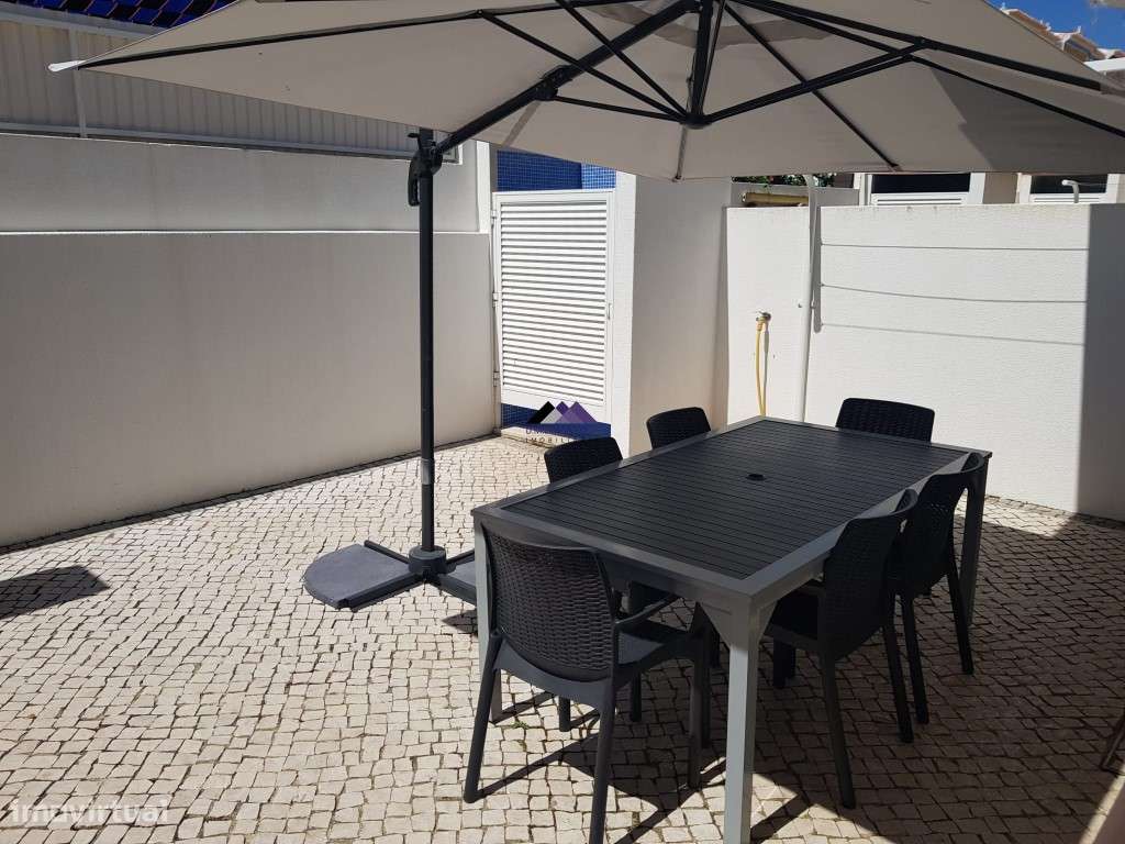 Moradia T3+1 com Estacionamento, Logradouro e Sótão-19