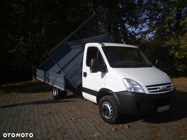 Iveco DAILY - 12