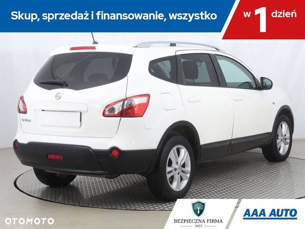 Nissan Qashqai+2 - 6