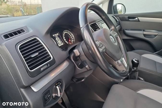 Volkswagen Sharan 2.0 TDI BlueMotion Technology Life - 10