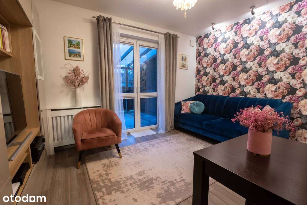 3 pok. z dużym tarasem i działką w centrum Marek-6