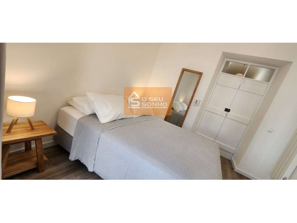 Moradia Térrea Tradicional com Terraço no Centro Histórico de São B...-9