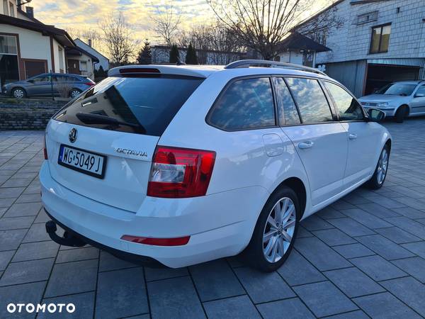 Skoda Octavia 2.0 TDI (Green tec) DSG Ambition - 4