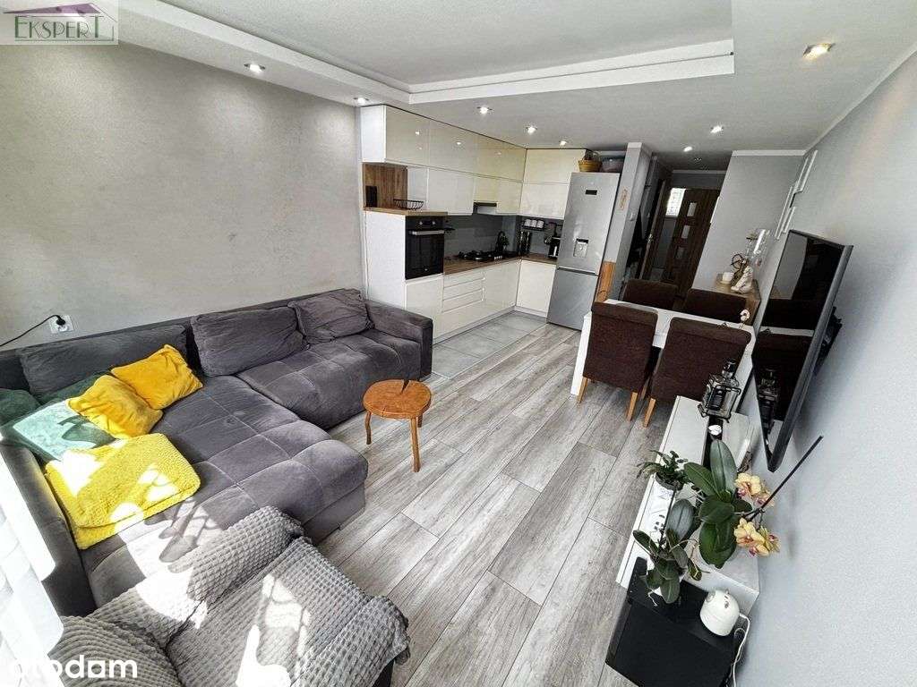 Pogoń 2 pokoje, I piętro, do wejścia!-1