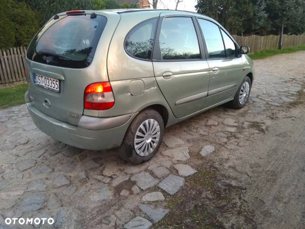 Renault Scenic - 4