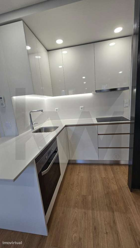 Apartamento "Studio", mobilado e equipado, na Rua da Firmeza - Port - Grande imagem: 5/17