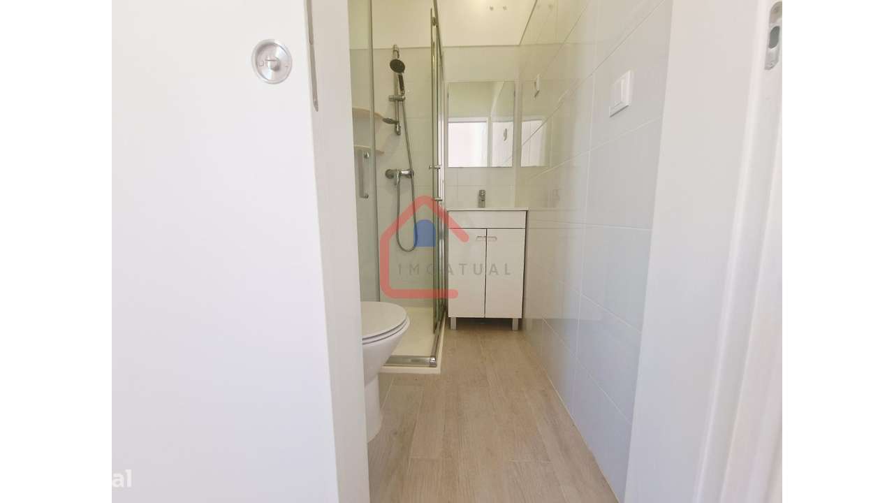 Apartamento T2 na Graça em Lisboa-25