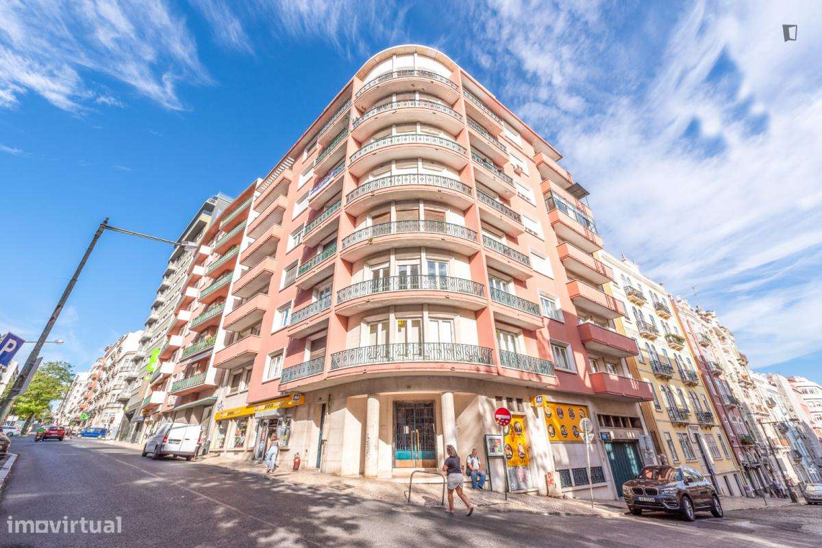 Quarto - localizado em Picoas Lisbon - Grande imagem: 5/7