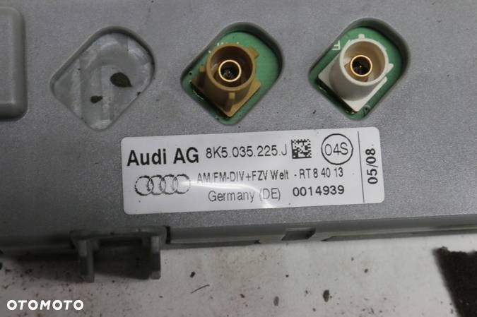 Audi A4 B8 wzmacniacz antenowy - 3