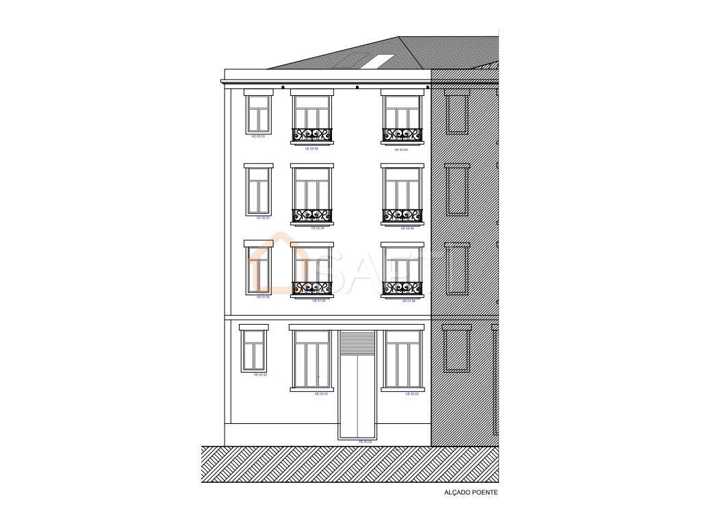 Prédio com projeto de reabilitação aprovado - Grande imagem: 4/17