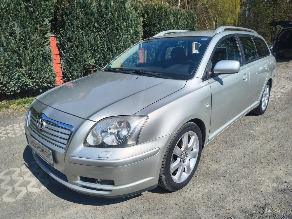 Toyota Avensis II 2.0 VVT-i Edition 2005