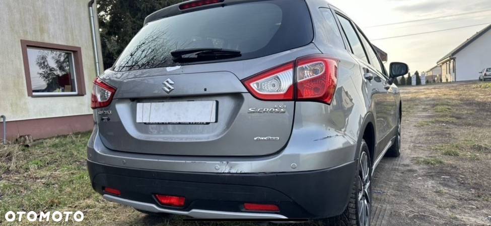 Suzuki SX4 S-Cross 1.6 DDiS 4x4 limited+ - 4