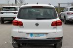 Volkswagen Tiguan 2.0 TDI DPF BlueMotion Technology Trend & Fun - 16
