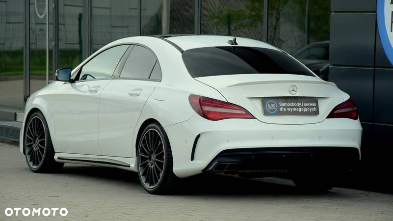 Mercedes-Benz CLA AMG 45 4-Matic - 8